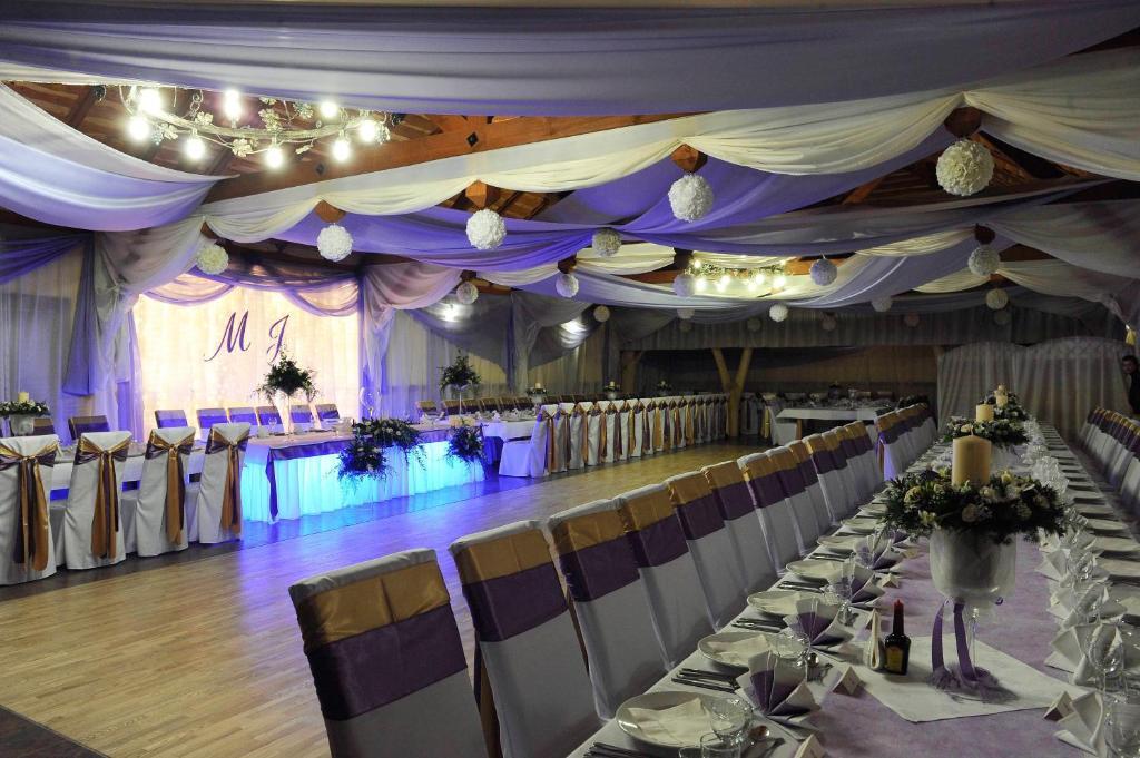 Karczma Michelle Hotel Jankowice  ภายนอก รูปภาพ