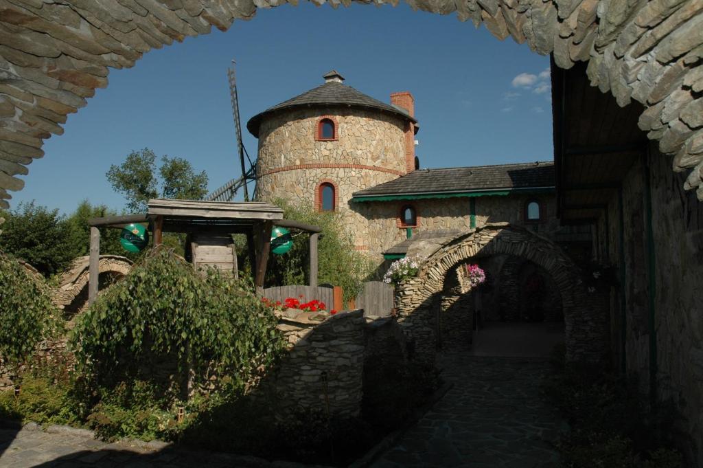 Karczma Michelle Hotel Jankowice  ภายนอก รูปภาพ