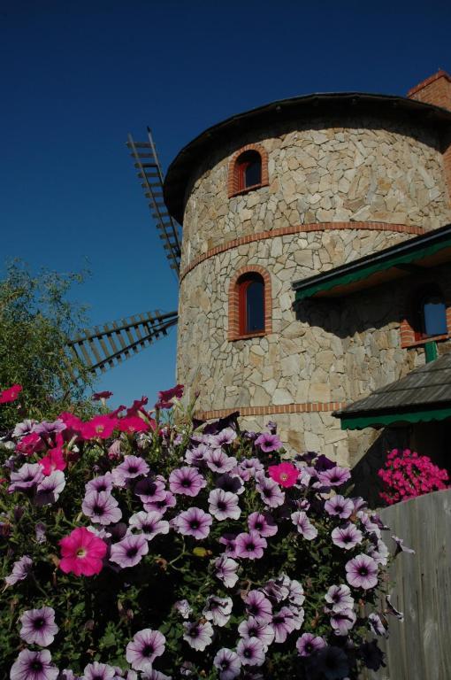 Karczma Michelle Hotel Jankowice  ภายนอก รูปภาพ